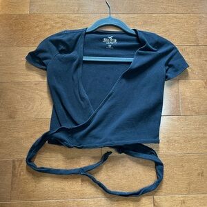 Black Wrap Hollister Top